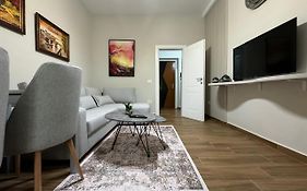 Ami Blloku Apartament